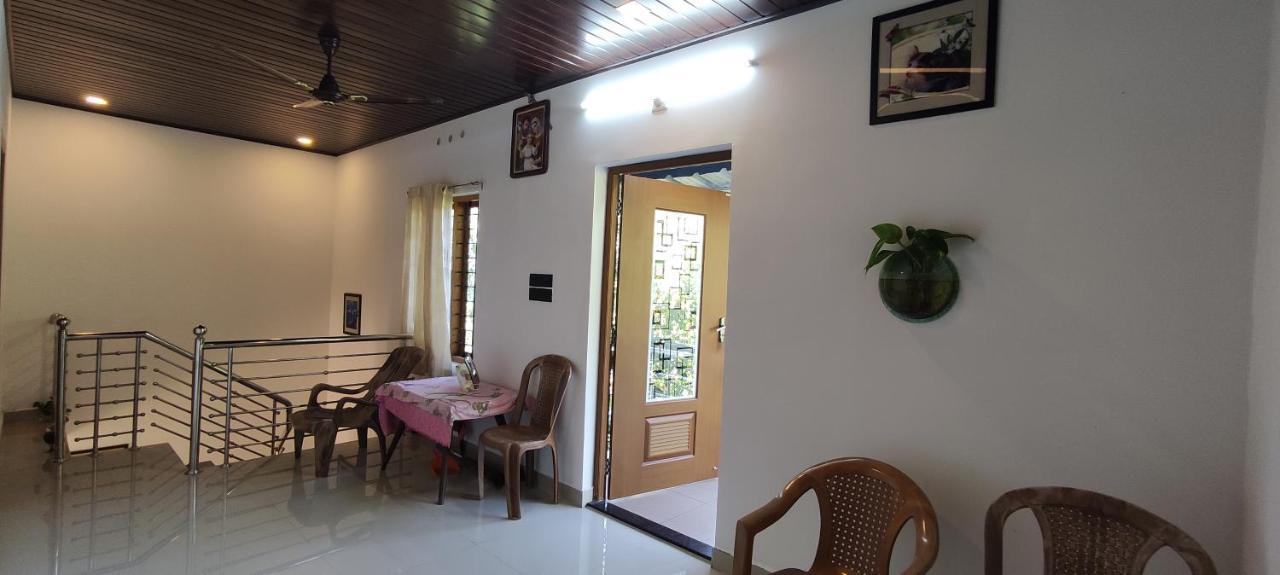 Soly'S Villa Homestay Munnar Exterior photo